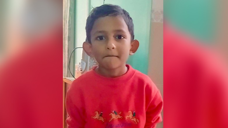 ধানখেতে শিশুর মরদেহ, গলায় প্যাঁচানো বেল্ট