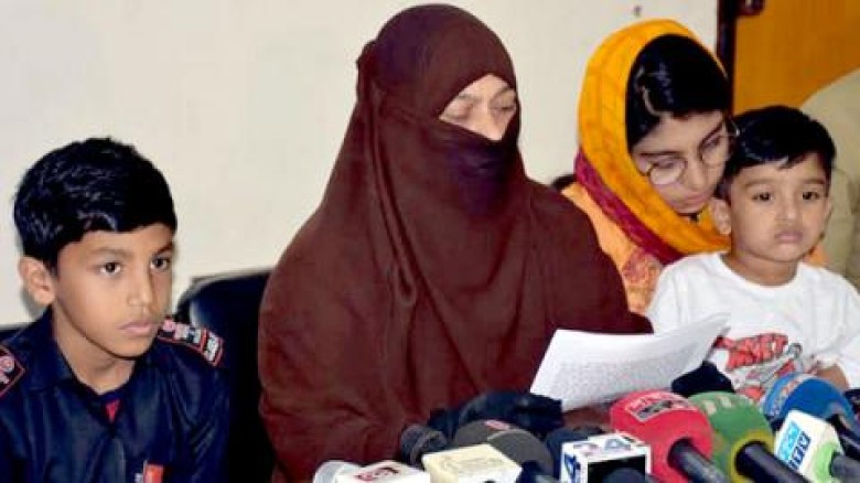 বিধবা নারীর ব্যবসা প্রতিষ্ঠান দখলের চেষ্টা ও নানা হুমকির অভিযোগ