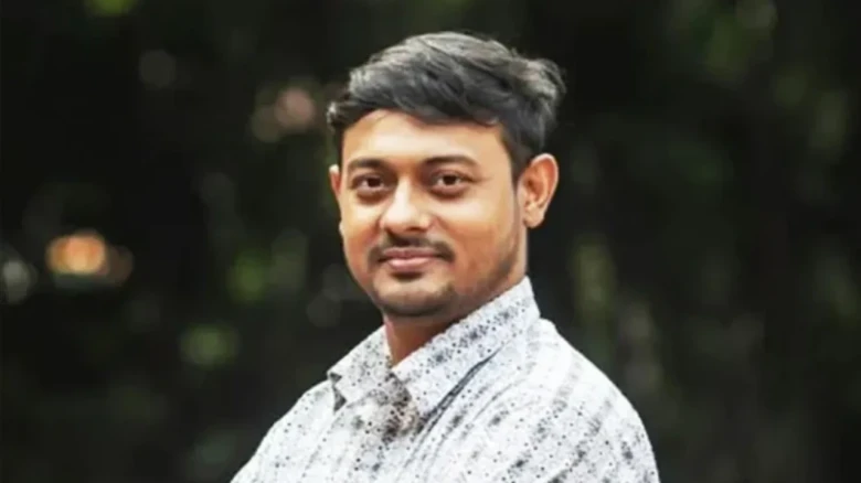 সীমান্ত হত্যা নিয়ে নাসীরুদ্দীন পাটোয়ারীর স্ট্যাটাস